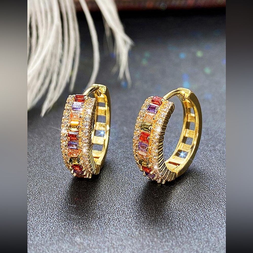 Gorgeous Cubic Zirconia Hoop Earrings For Women Gold Golor